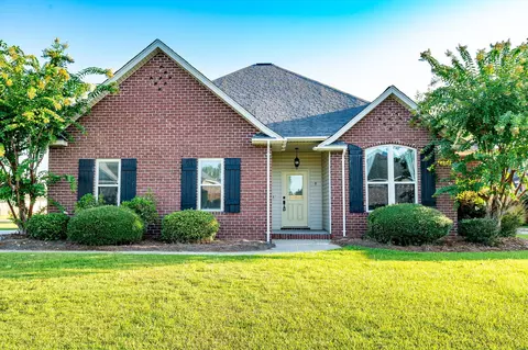 47 High Meadows Cir, Petal, MS 39465