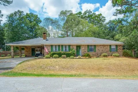 5 Lakeshore Dr, Purvis, MS 39475