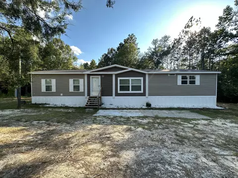 25 Indian Ridge Rd, Hattiesburg, MS 39401