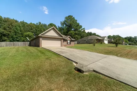 37 Hemingway Dr, Sumrall, MS 39482 photo 4