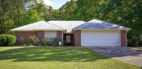 10 Edna Dr, Hattiesburg, MS 39402