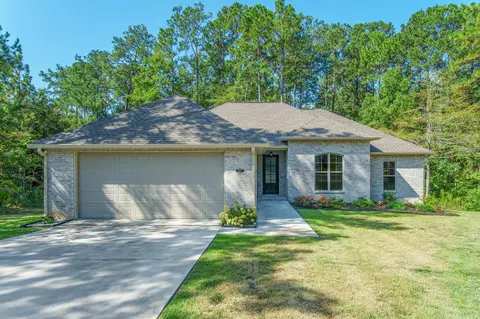 27 Driftwood, Petal, MS 39465