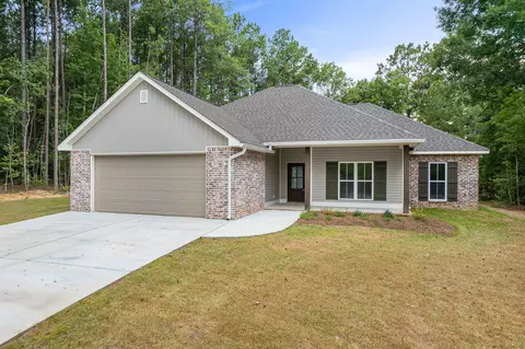 49 Charlie Dr, Purvis, MS 39475