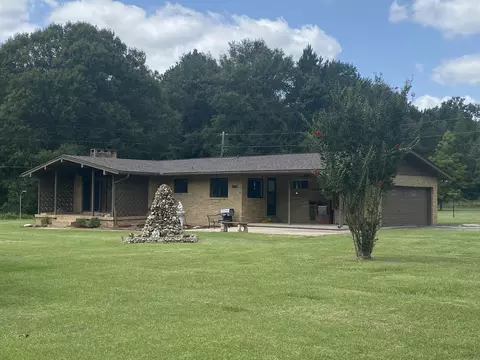 561 Rawls Springs Loop, Hattiesburg, MS 39402