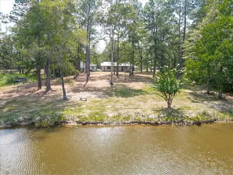 147 Maple Dr, Perkinston, MS 39573 photo 2
