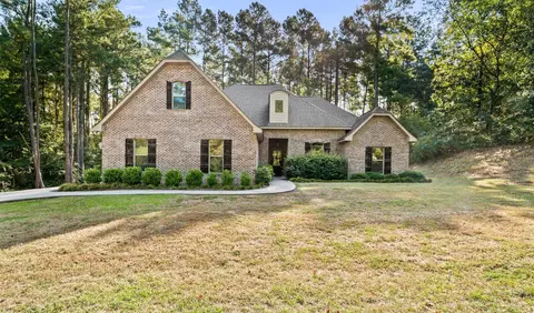 123 Cambrooke, Hattiesburg, MS 39402