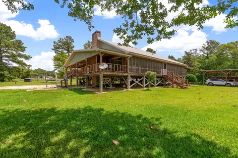 644 Hickory Grv # A, Lumberton, MS 39455