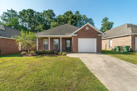 19 Oxford Dr, Hattiesburg, MS 39402