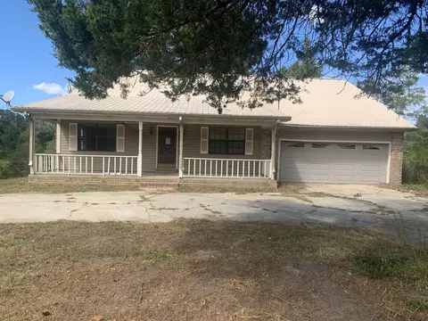 95 Warsaw Camp Loop, Laurel, MS 39443