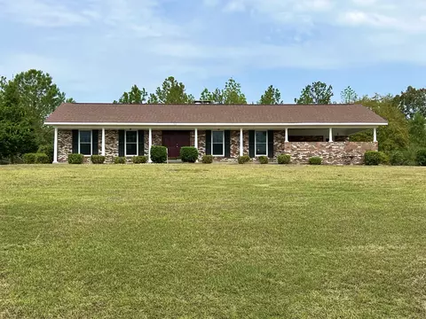 140 Rogers Rd, Hattiesburg, MS 39401