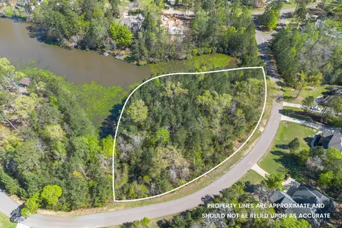14 Parsons Creek Rd, Hattiesburg, MS 39402
