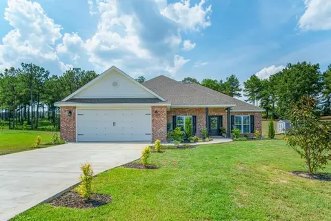 9 Garret Ln, Ellisville, MS 39437