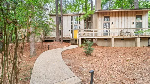 102 Darby Rd, Hattiesburg, MS 39402