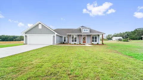 107 Foster Rd, Sumrall, MS 39482