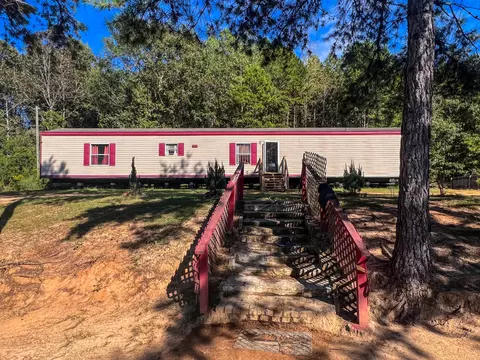41 Isom Booth Ln, Collins, MS 39428 photo 1