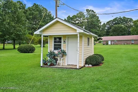 189 Colonial Cir, Magee, MS 39111 photo 12