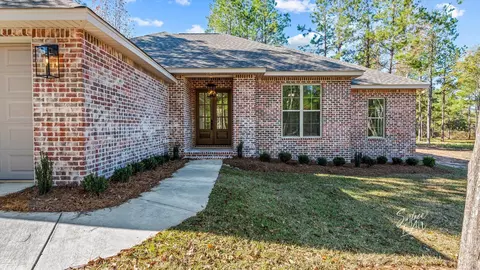 72 Mccarter Cir, Purvis, MS 39475