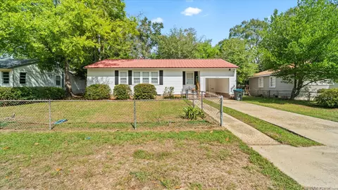 202 E 7th Ave, Petal, MS 39465