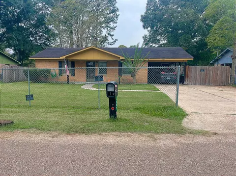 1305 Joiner, Waynesboro, MS 39367