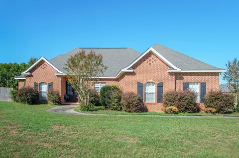 62 High Meadows Cir, Petal, MS 39465
