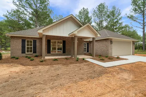 296 Anderson Rd, Hattiesburg, MS 39401
