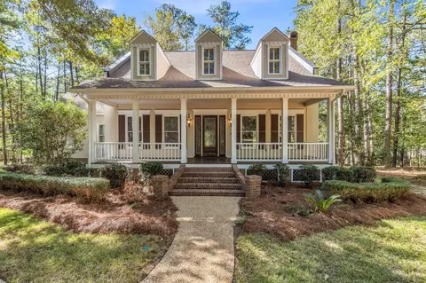 15 Grand Byu, Hattiesburg, MS 39402