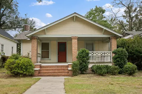 1054 N 1st Ave, Laurel, MS 39440