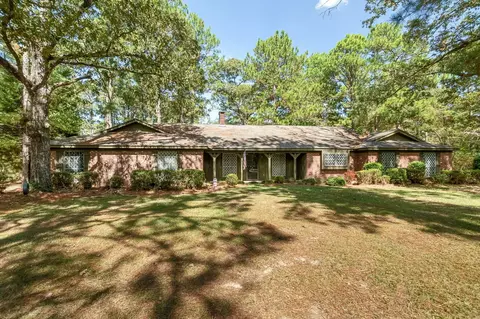 90 Pirate Dr, Hattiesburg, MS 39402