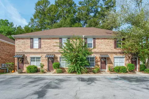 4014 Savannah St # -B, Hattiesburg, MS 39402
