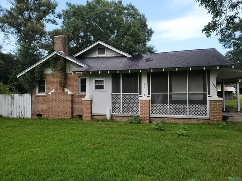 1420 James St, Hattiesburg, MS 39401
