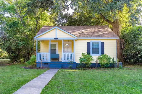 820 W 5th St, Hattiesburg, MS 39401