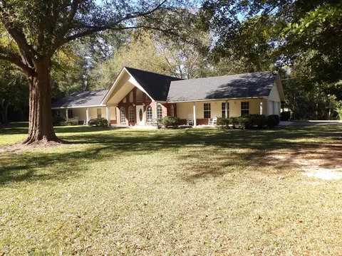 4184 Sharon Rd, Laurel, MS 39443 photo 2
