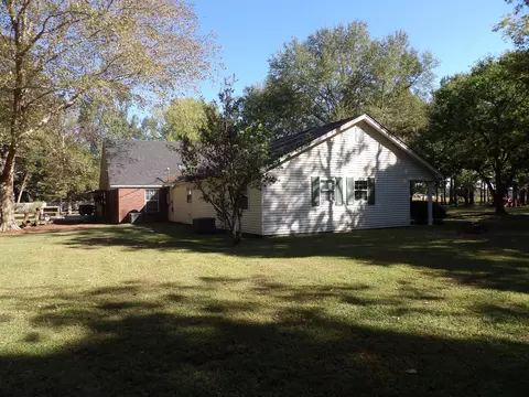 4184 Sharon Rd, Laurel, MS 39443 photo 5