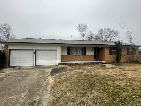 100 Hyland Dr, Petal, MS 39465