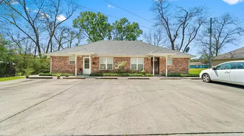 600 602 Main, Ellisville, MS 39437