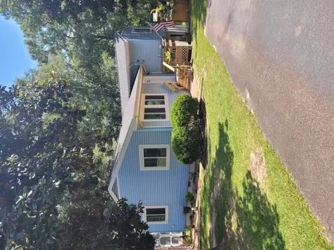790 Northwood Dr, Laurel, MS 39440