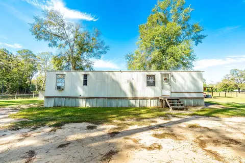 626 Old Augusta Rd, Richton, MS 39476