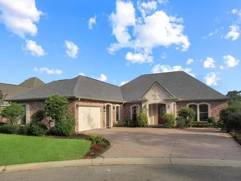 405 Hood Pt, Picayune, MS 39466
