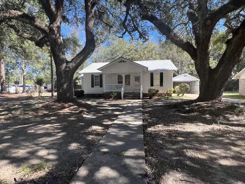 1106 N Park Ave, Columbia, MS 39429
