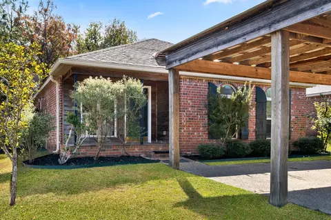 48 Lasalle St, Hattiesburg, MS 39402