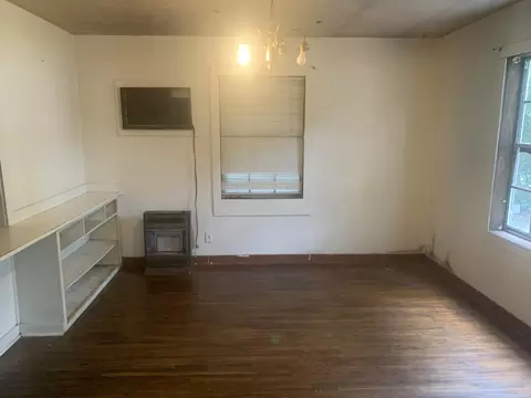 921 Poplar Dr, Laurel, MS 39440 photo 6