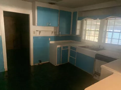 921 Poplar Dr, Laurel, MS 39440 photo 7