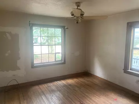 921 Poplar Dr, Laurel, MS 39440 photo 12