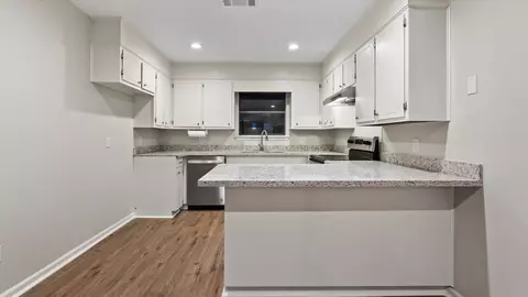 116 Fox Run Dr, Hattiesburg, MS 39402