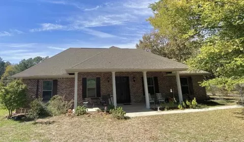 52 Tiner Waller Dr, Waynesboro, MS 39367