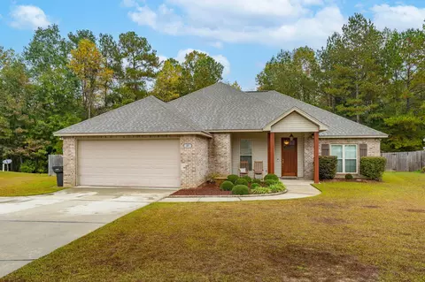 27 Chapel Ct, Hattiesburg, MS 39402