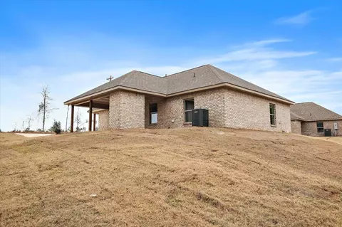 Exterior - 307 Anse Reed Rd, Magee, MS 39111 photo 6 of 15