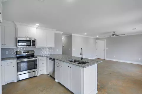 Kitchen - 307 Anse Reed Rd, Magee, MS 39111 photo 2 of 4