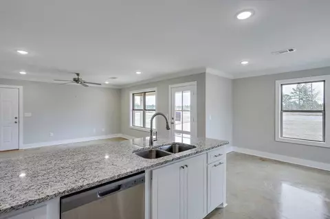 Kitchen - 291 Anse Reed Rd, Magee, MS 39111 photo 3 of 5