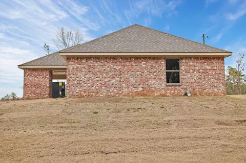 Exterior - 291 Anse Reed Rd, Magee, MS 39111 photo 6 of 13